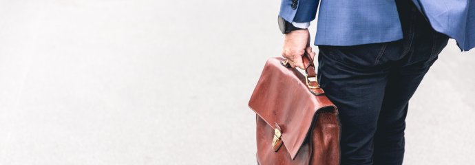 Dlaczego warto pracować w młodym wieku?