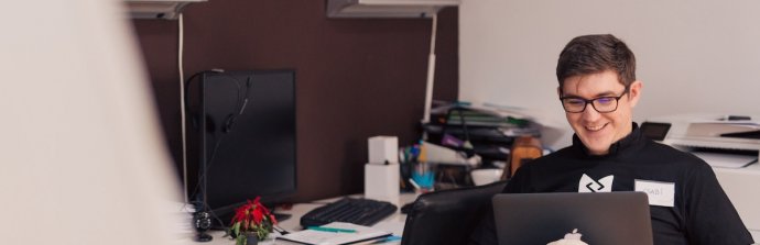 Praca dodatkowa — dla kogo?